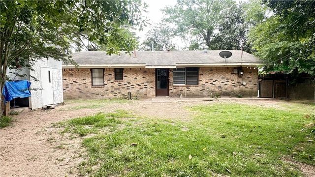805 Avenue L, Conroe, TX 77301