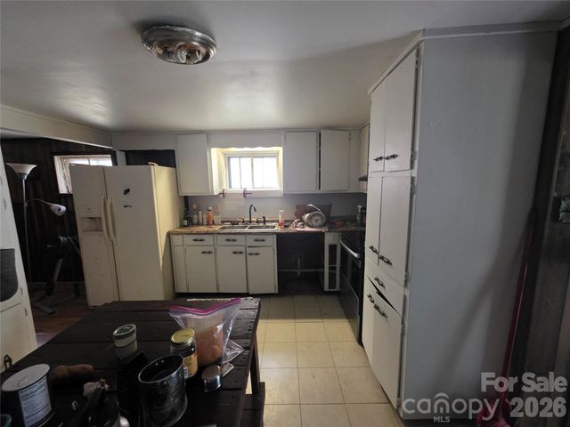 78 S Brooks Cove Road 1, Candler, NC 28715