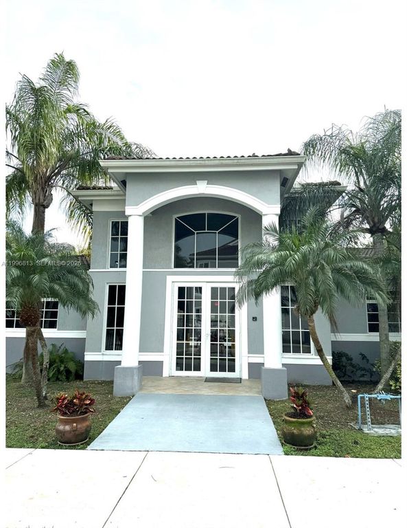 15480 SW 284 th 2307, Homestead, FL 33033