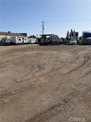 1966 W Rialto, San Bernardino, CA 92410