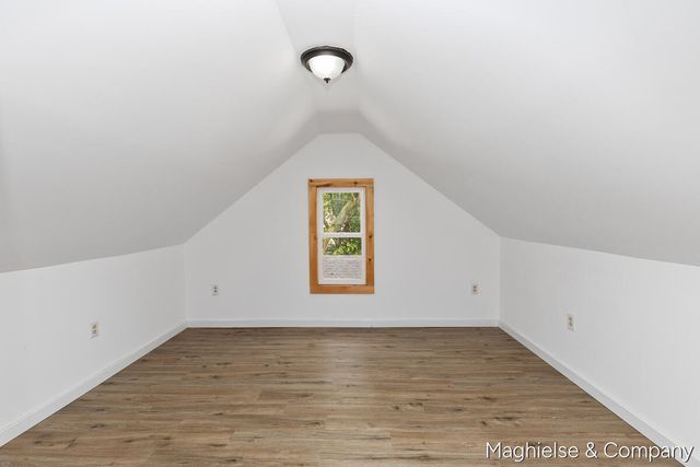 1106 Alpine Avenue, Grand Rapids, MI 49504