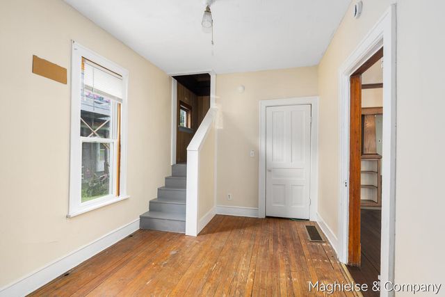 1106 Alpine Avenue, Grand Rapids, MI 49504