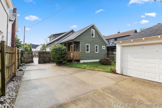 1106 Alpine Avenue, Grand Rapids, MI 49504
