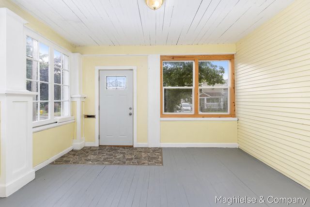 1106 Alpine Avenue, Grand Rapids, MI 49504