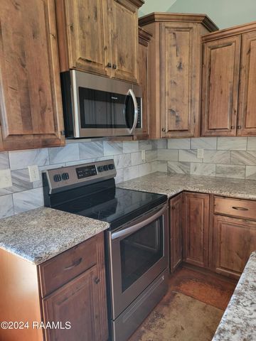 917 W Broussard Road A, Lafayette, LA 70506