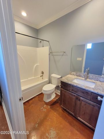 917 W Broussard Road A, Lafayette, LA 70506