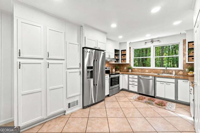 731 Longview Drive, Canton, GA 30114