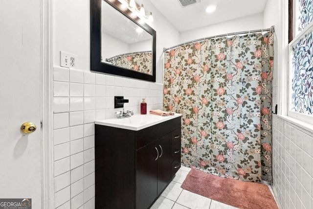 731 Longview Drive, Canton, GA 30114