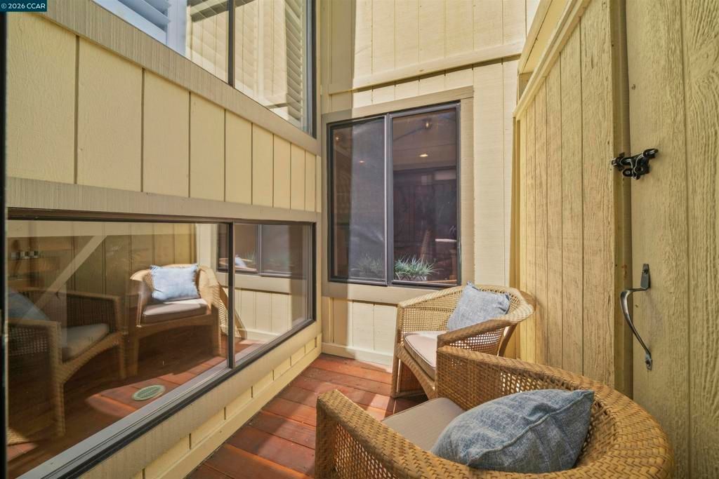Image 47 of property listing at 951 Redwood Dr, Danville, CA 94506