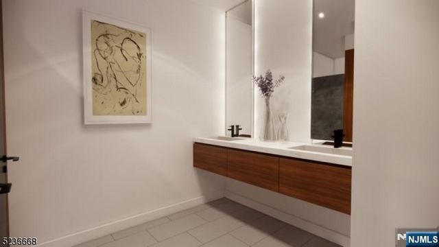 189 Dayton 205, Passaic, NJ 07055