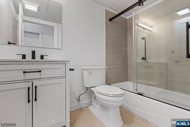 189 Dayton 205, Passaic, NJ 07055