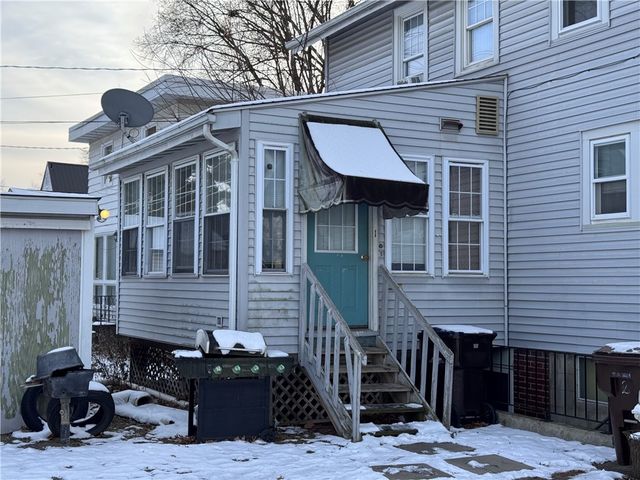 242-244 Dougherty Ave, Sharon, PA 16146