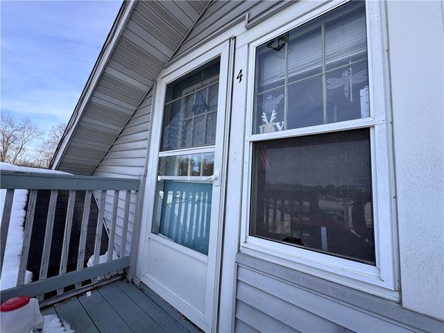 242-244 Dougherty Ave, Sharon, PA 16146