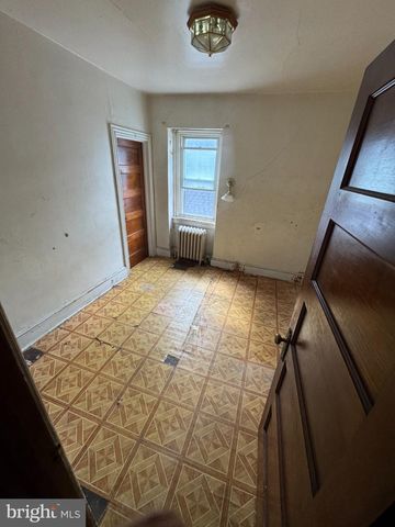 6142 W COLUMBIA AVE, Philadelphia, PA 19151