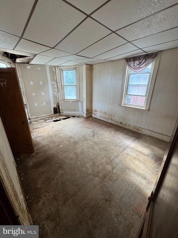 6142 W COLUMBIA AVE, Philadelphia, PA 19151