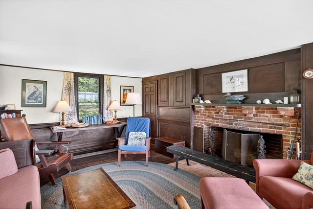 10 Cartway N, Eastham, MA 02642