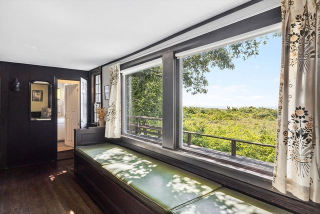 10 Cartway N, Eastham, MA 02642