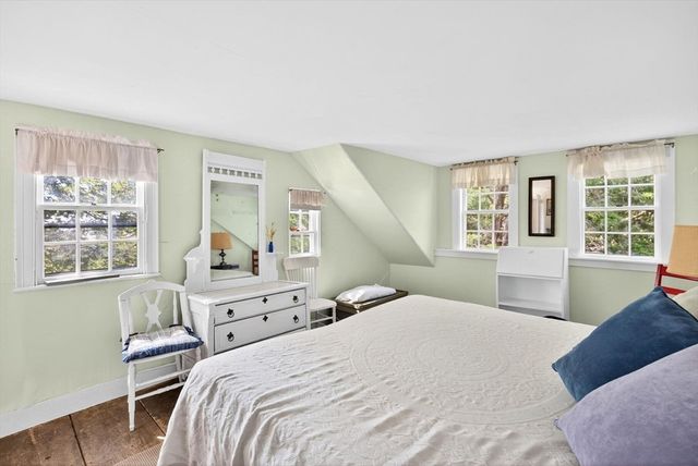 10 Cartway N, Eastham, MA 02642