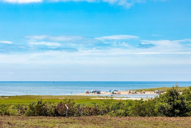 10 Cartway N, Eastham, MA 02642