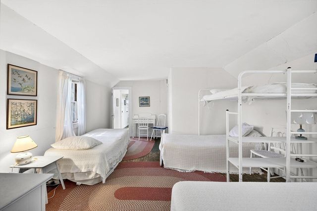 10 Cartway N, Eastham, MA 02642