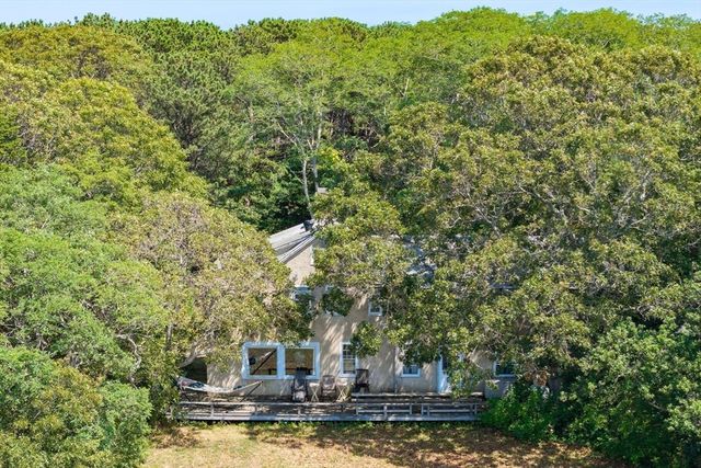 10 Cartway N, Eastham, MA 02642