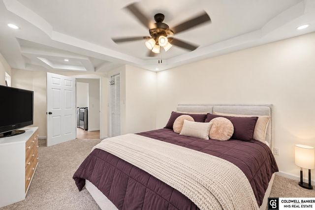 8525 Lafayette Avenue, Omaha, NE 68114