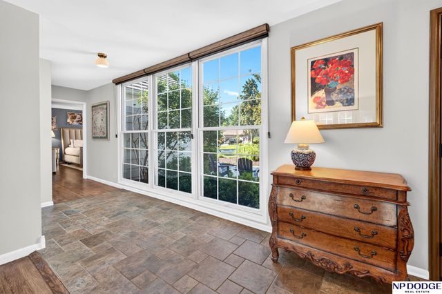 1877 S 107th Street, Omaha, NE 68124