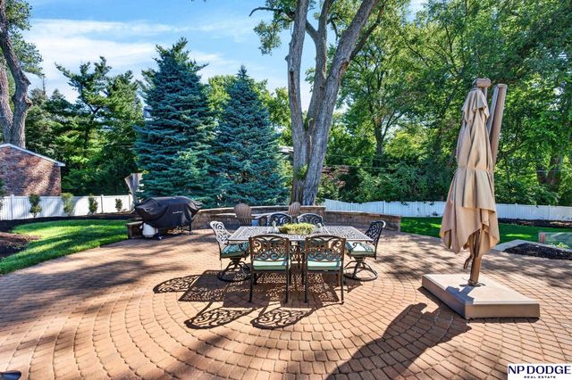 1877 S 107th Street, Omaha, NE 68124