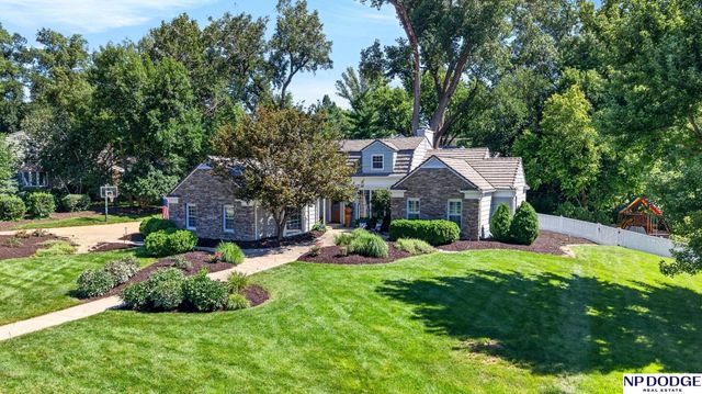 1877 S 107th Street, Omaha, NE 68124