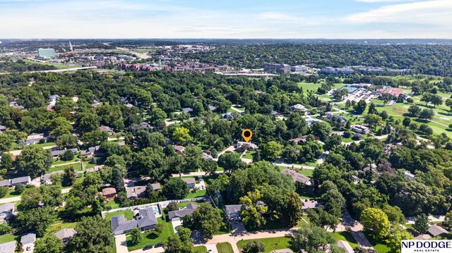 1877 S 107th Street, Omaha, NE 68124