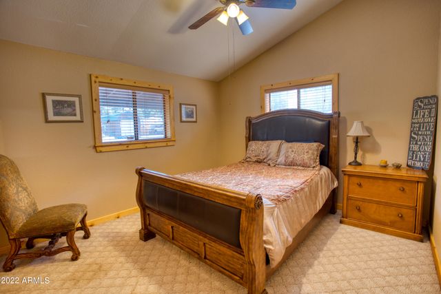 905 W NAVAJO Lane, Lakeside, AZ 85929