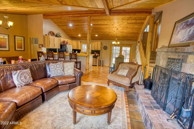 905 W NAVAJO Lane, Lakeside, AZ 85929