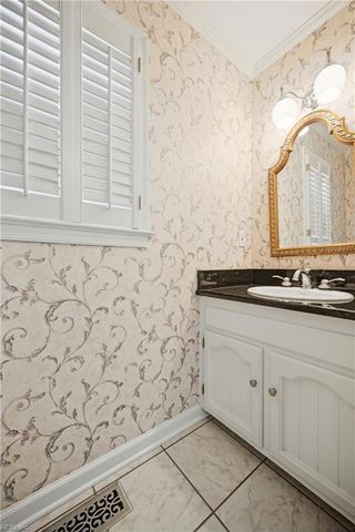 1836 Summerhedge CLS, Virginia Beach, VA 23456