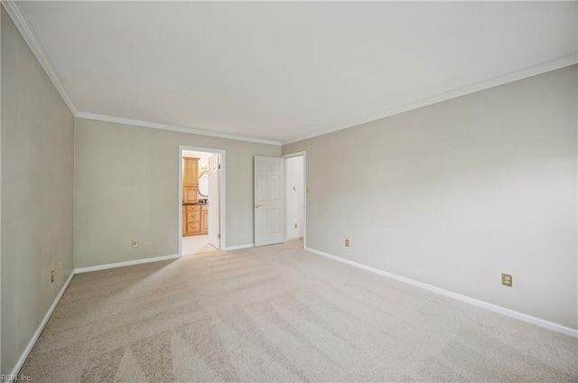 1836 Summerhedge CLS, Virginia Beach, VA 23456