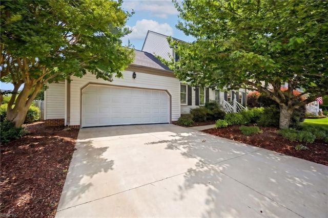 1836 Summerhedge CLS, Virginia Beach, VA 23456