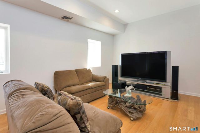 192 Frenchtown Road, Bridgeport, CT 06606