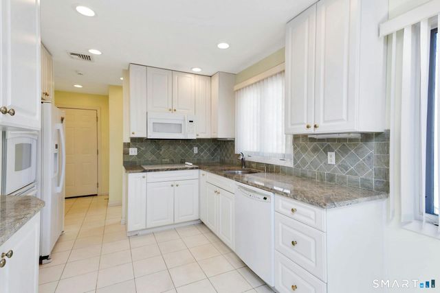 192 Frenchtown Road, Bridgeport, CT 06606