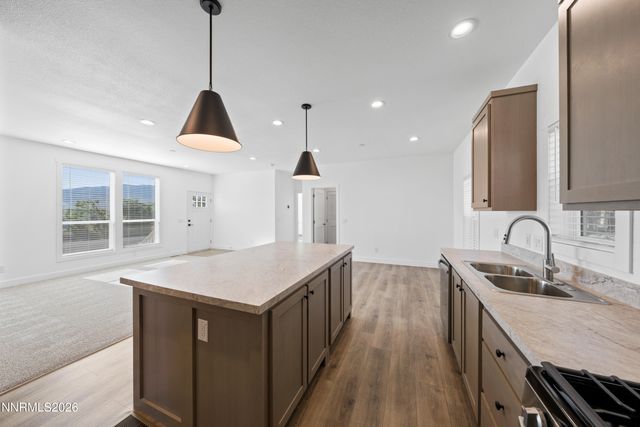 10 Grosh Avenue, Dayton, NV 89403