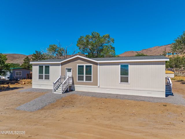 10 Grosh Avenue, Dayton, NV 89403