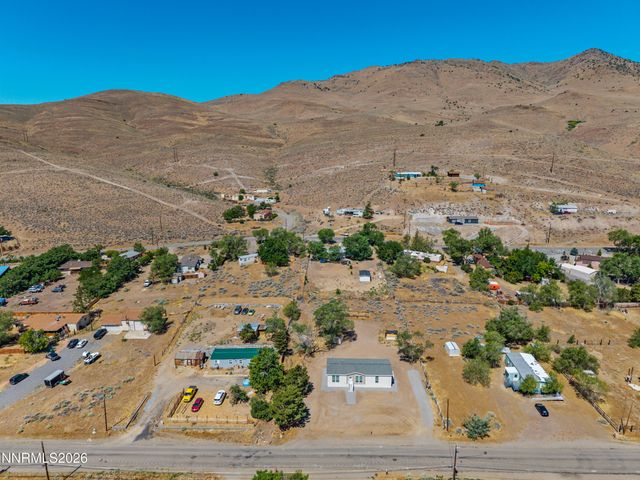 10 Grosh Avenue, Dayton, NV 89403