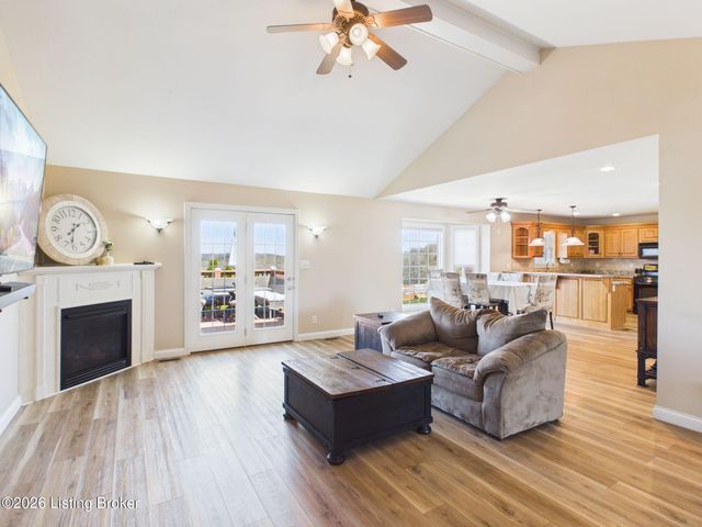 453 Oak Tree Way, Taylorsville, KY 40071