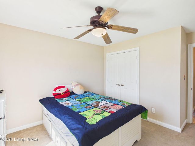 453 Oak Tree Way, Taylorsville, KY 40071