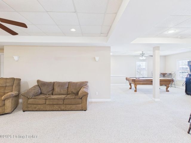 453 Oak Tree Way, Taylorsville, KY 40071