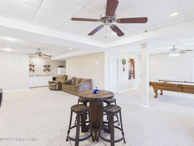 453 Oak Tree Way, Taylorsville, KY 40071