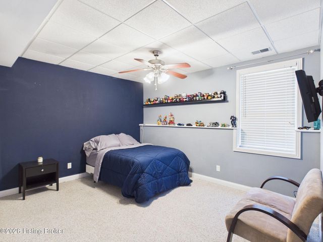 453 Oak Tree Way, Taylorsville, KY 40071