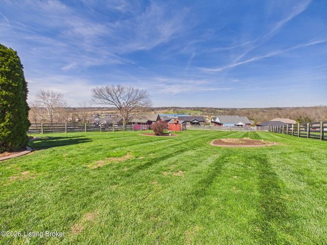 453 Oak Tree Way, Taylorsville, KY 40071