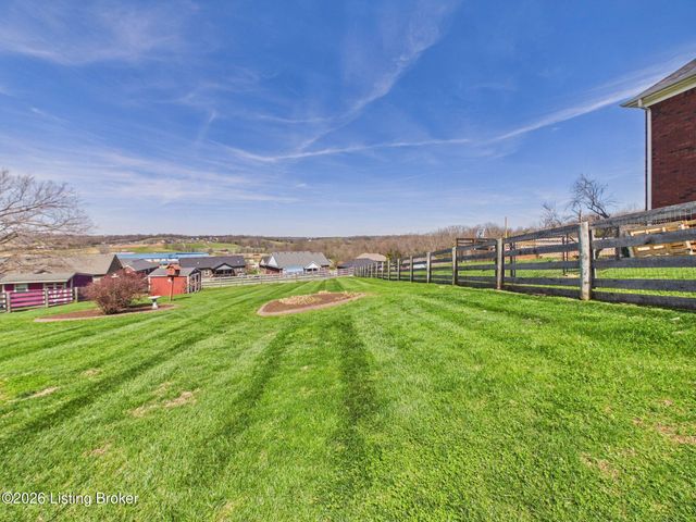 453 Oak Tree Way, Taylorsville, KY 40071