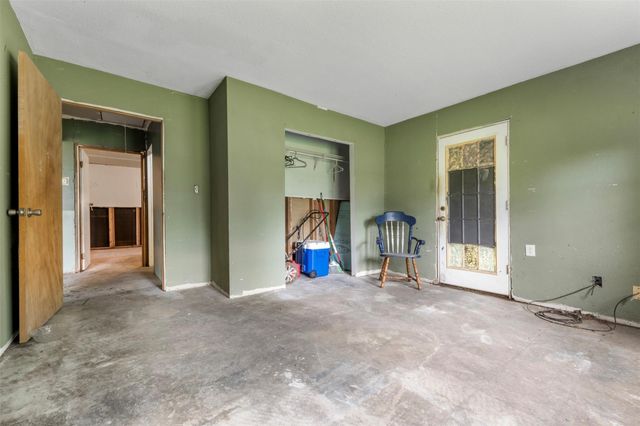 6970 County Road 605, Dayton, TX 77535