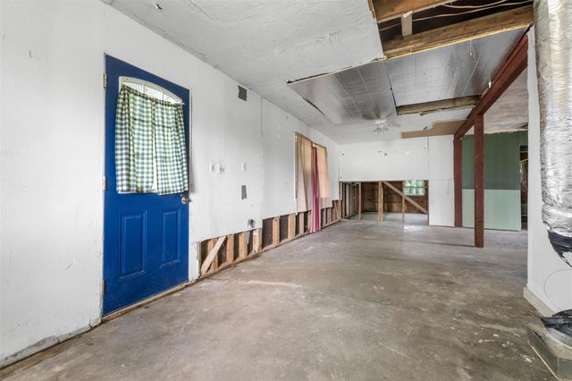 6970 County Road 605, Dayton, TX 77535