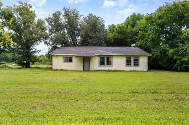 6970 County Road 605, Dayton, TX 77535